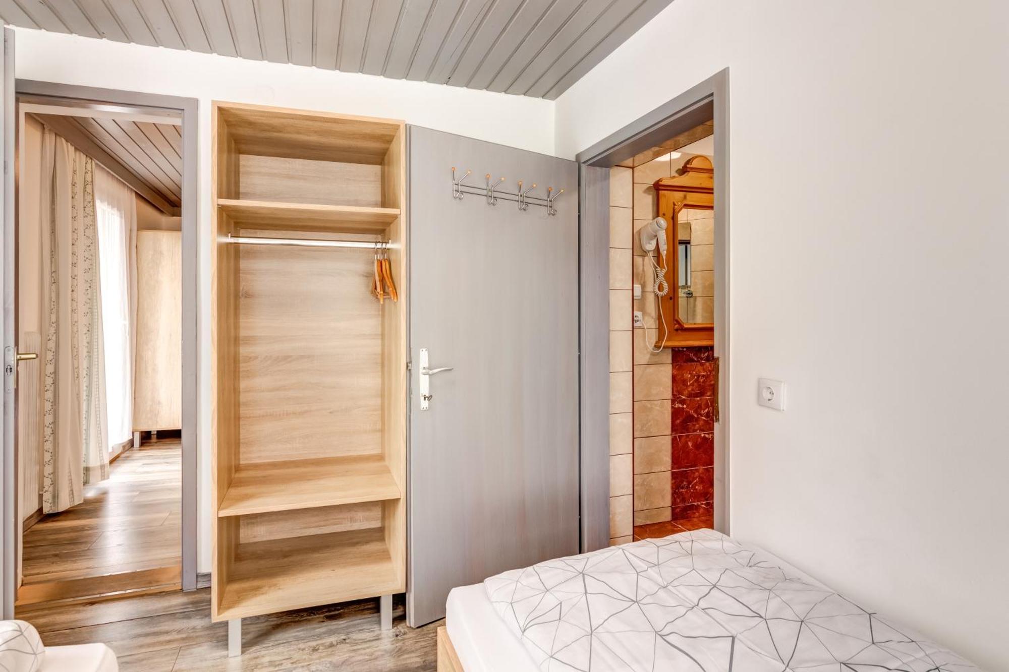 Ludwighaus Apartment Neukirchen am Grossvenediger Ngoại thất bức ảnh